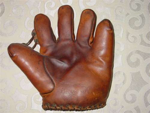 Grover C. Alexander Stall & Dean Speed Model 4272 Front